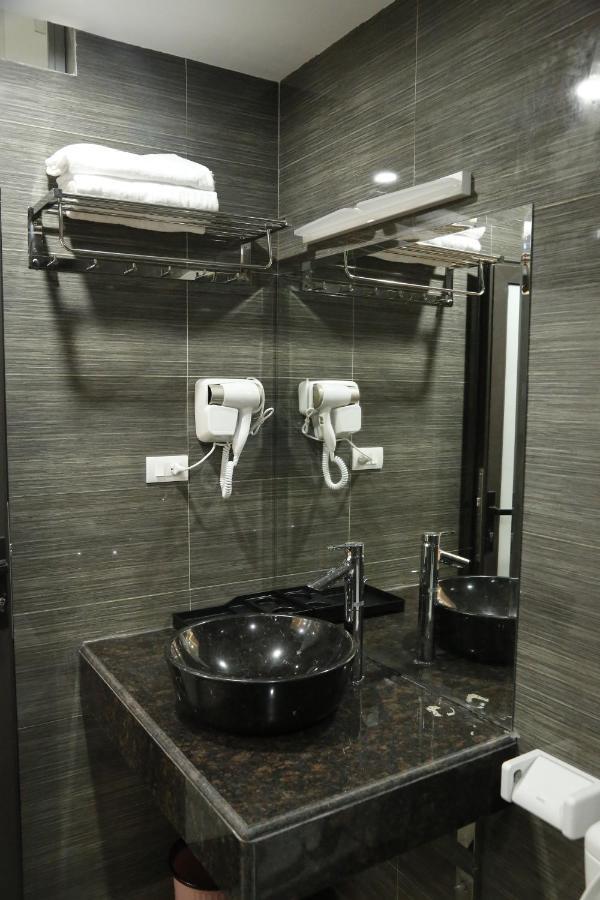 Bao Ngoc Diamond Hotel كاو بانغ المظهر الخارجي الصورة